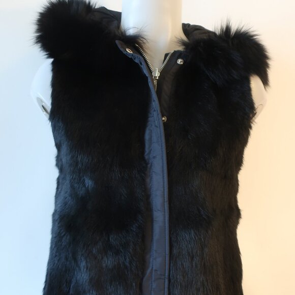 Women's Black Fur Vest - Picture 3 of 16